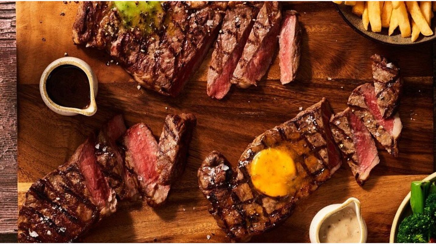 El mejor steakhouse en Cancún para una cena romántica