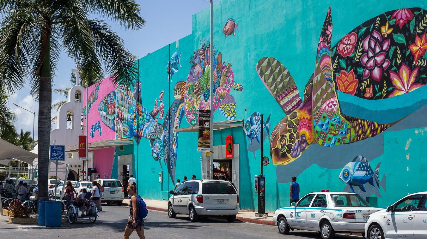 ¿Hay alguna atracción gratuita que visitar en Playa del Carmen?