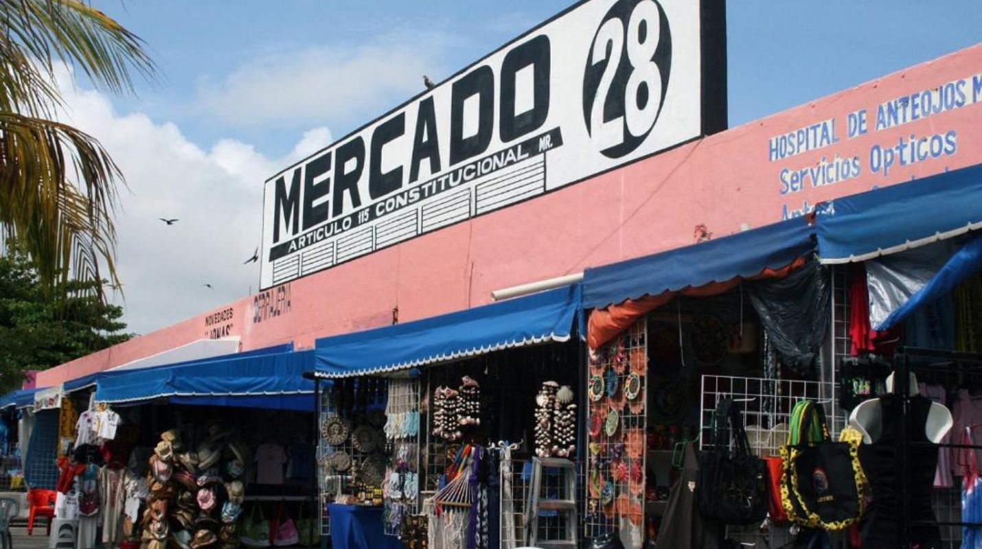 Mercado 28 Cancún: Consigue las mejores artesanías locales