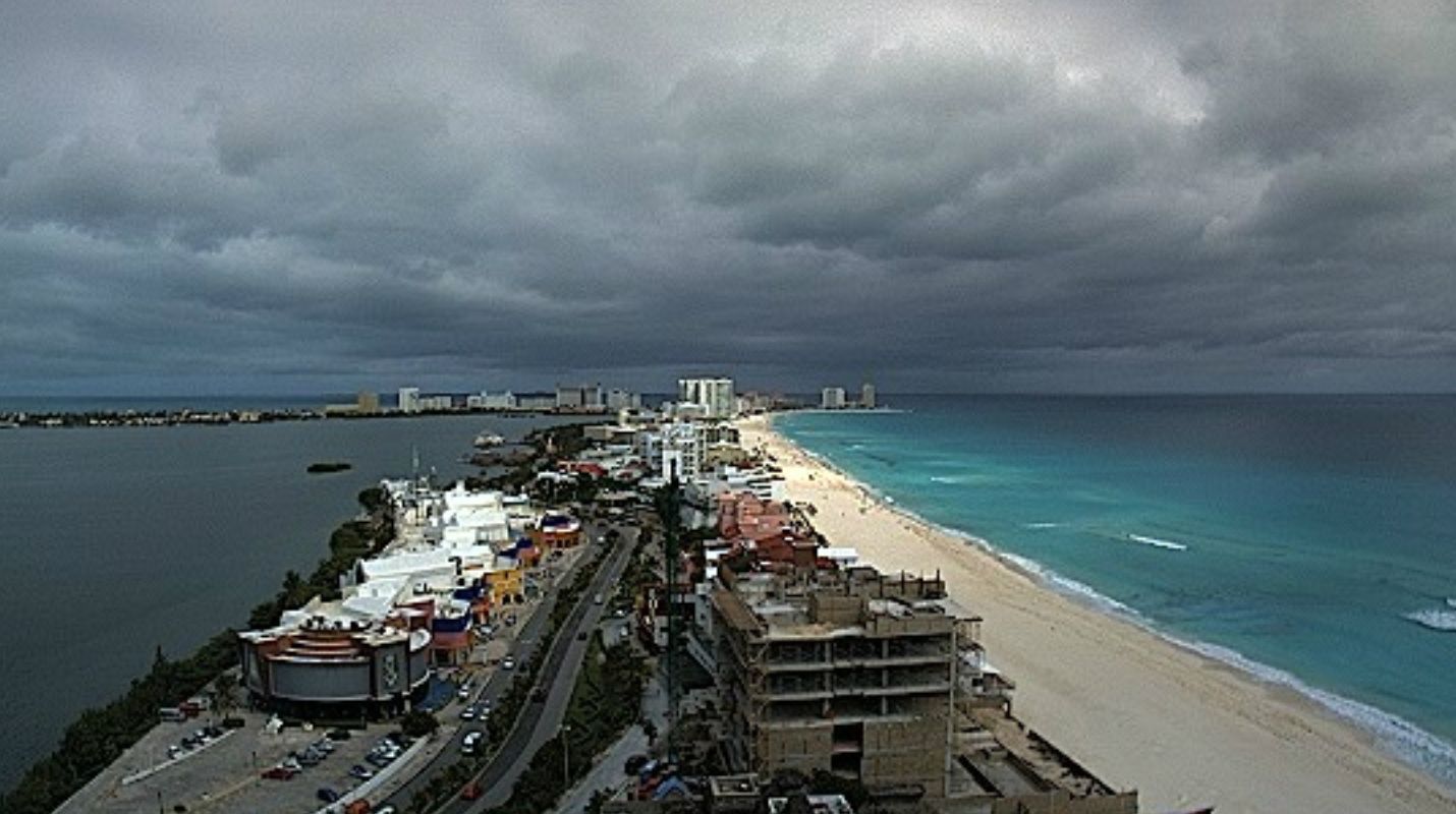Qué hacer como turista en Cancún ante una tormenta