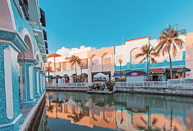 Plaza la Isla Cancun traslado