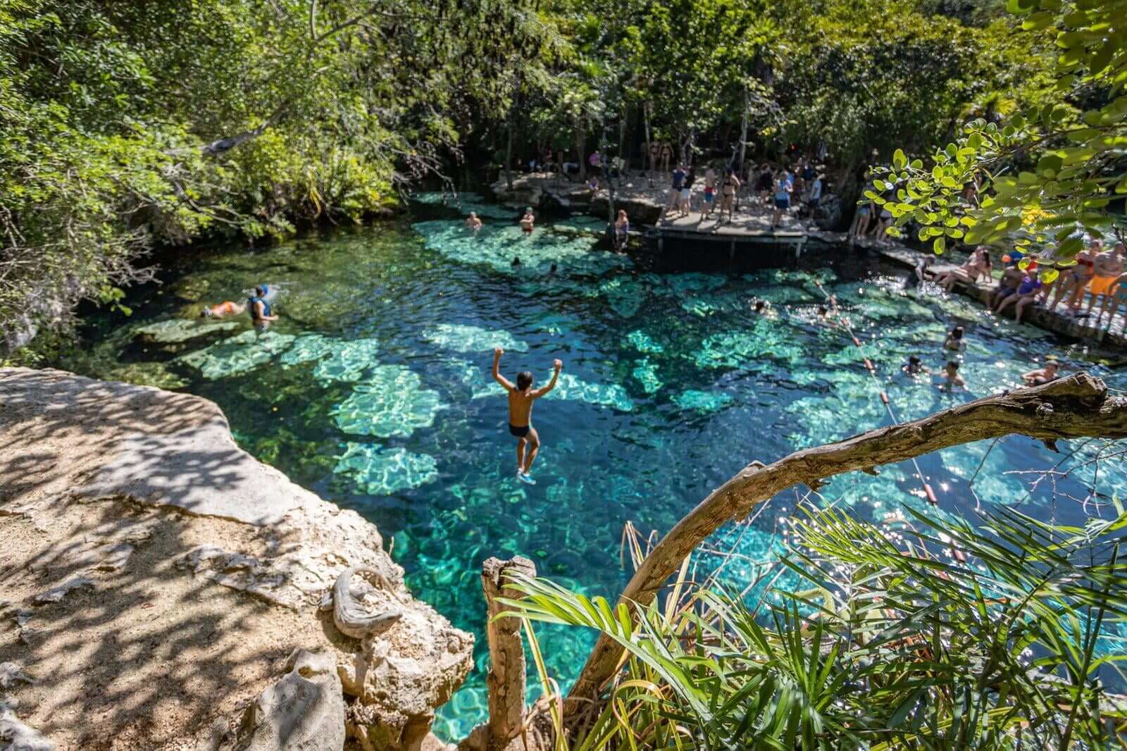 cenote azul riviera maya