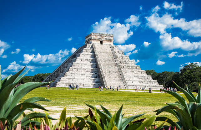 Kukulcan Pyramid at Chichen Itza