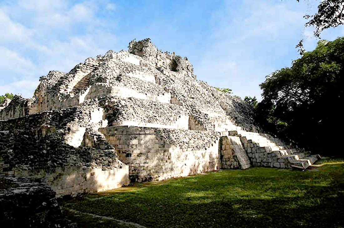 Ichkabal mayan ruin