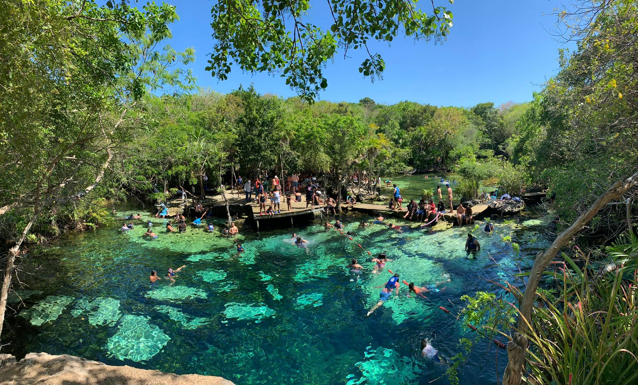 Cenote Azul
