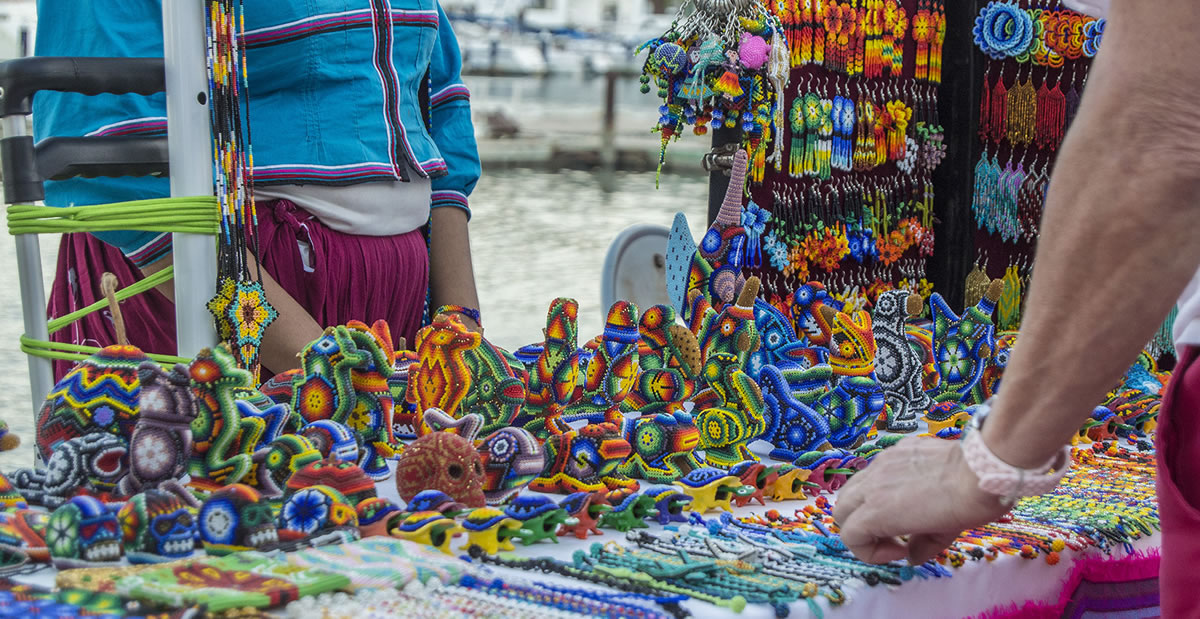 Huichol Crafts
